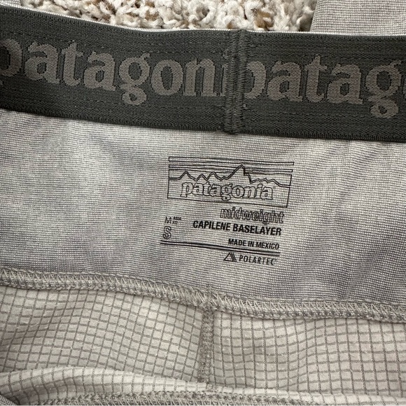 Patagonia Capilene Base Layer Gray Bottoms - Picture 3 of 7
